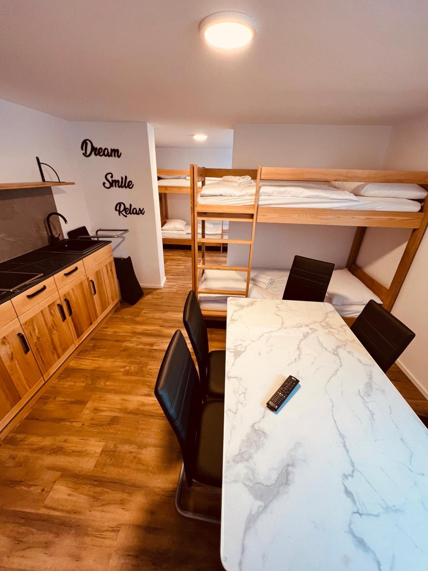Pjagodic Hotel Cerklje - 5Min To Airport Cerklje na Gorenjskem Εξωτερικό φωτογραφία